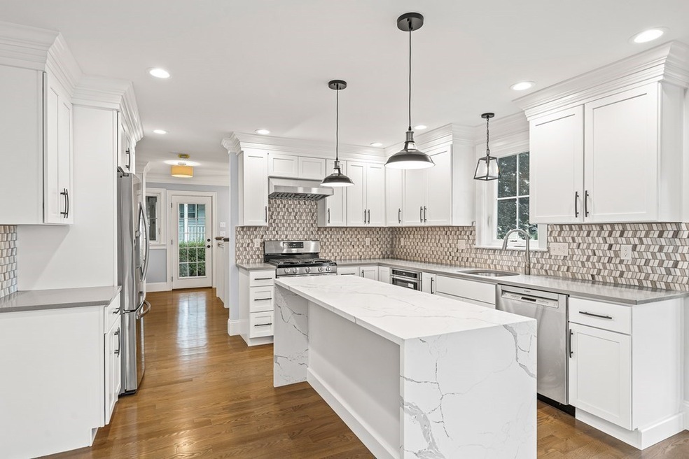 22 Priest Rd unit 1, Watertown, MA 02472 - photo 1