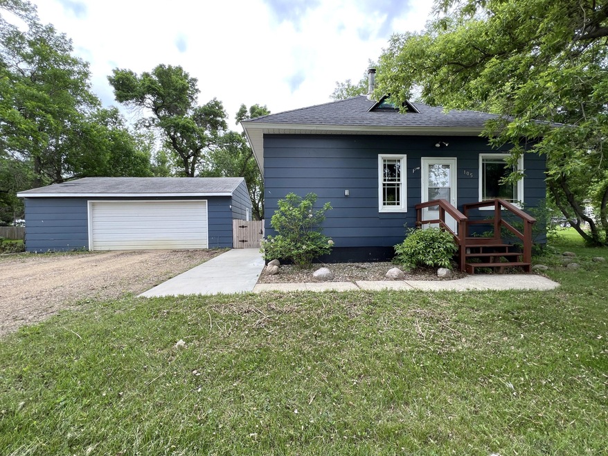 Pending $109,900 • Co-Listing Agent