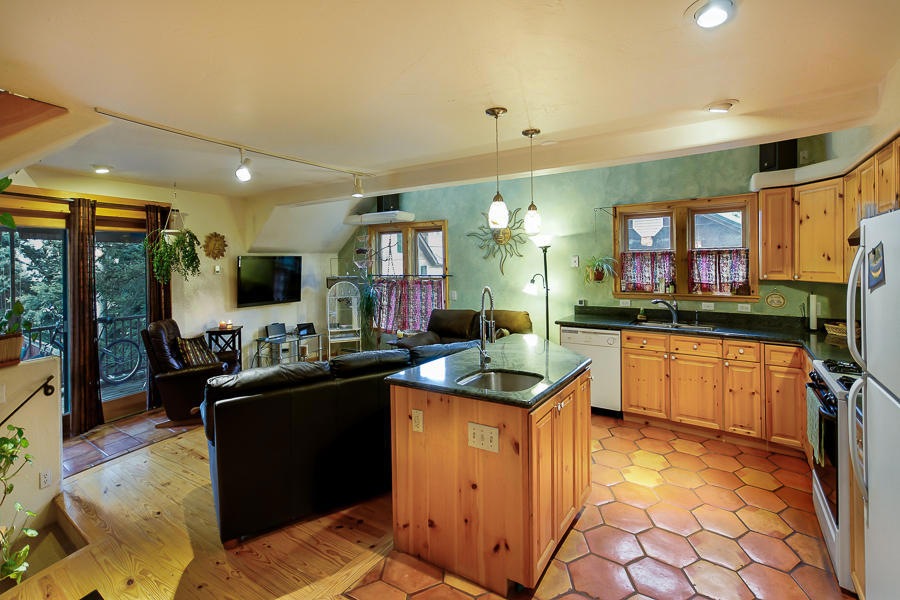 Kitchen & Living Room