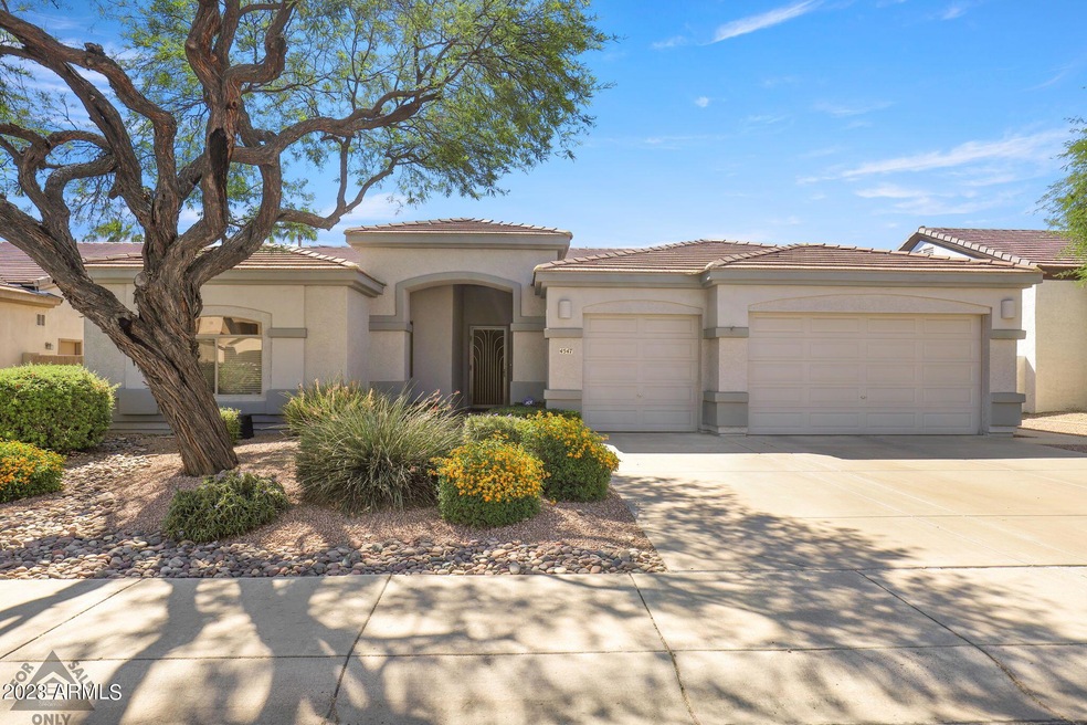 1-web-or-mls-4547-e-monte-cristo-ave