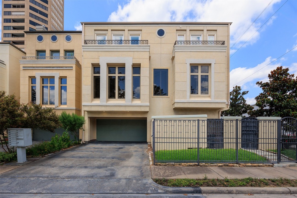 5801 Logan Ln, Houston, TX 77007 - photo 1