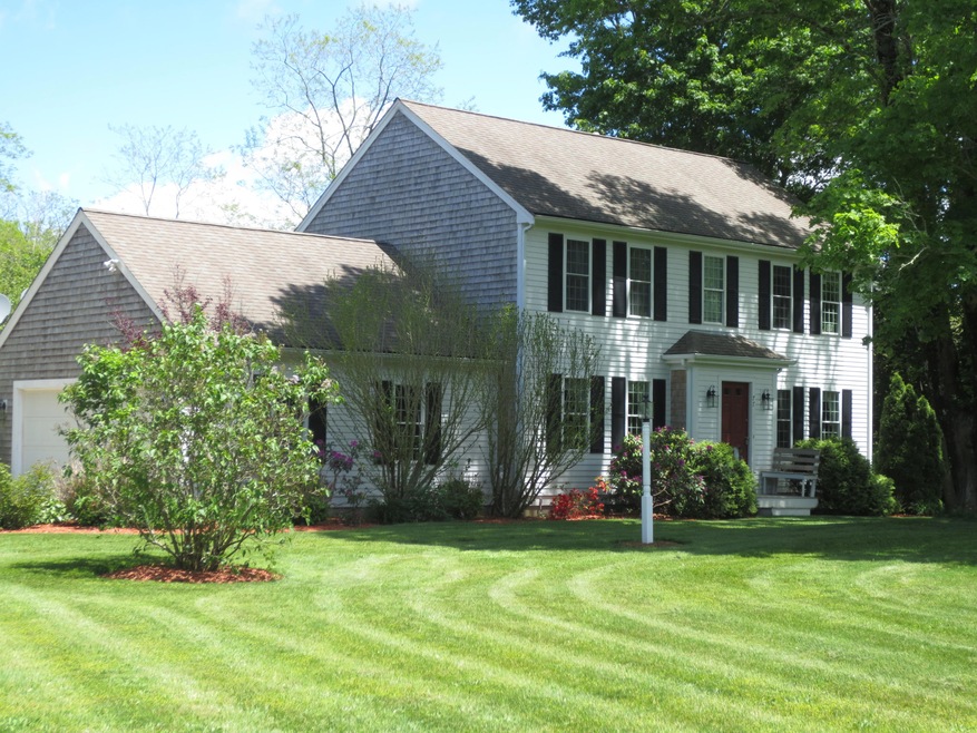 77 Main St, Mashpee, MA 02649 - photo 1