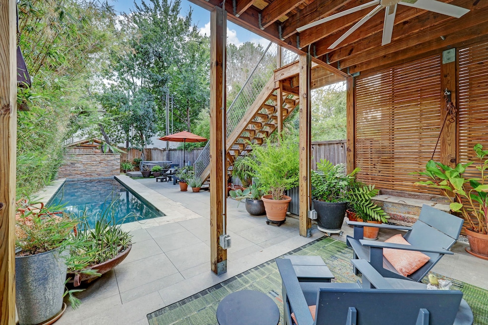 522 W 26th St, Houston, TX 77008 - photo 1