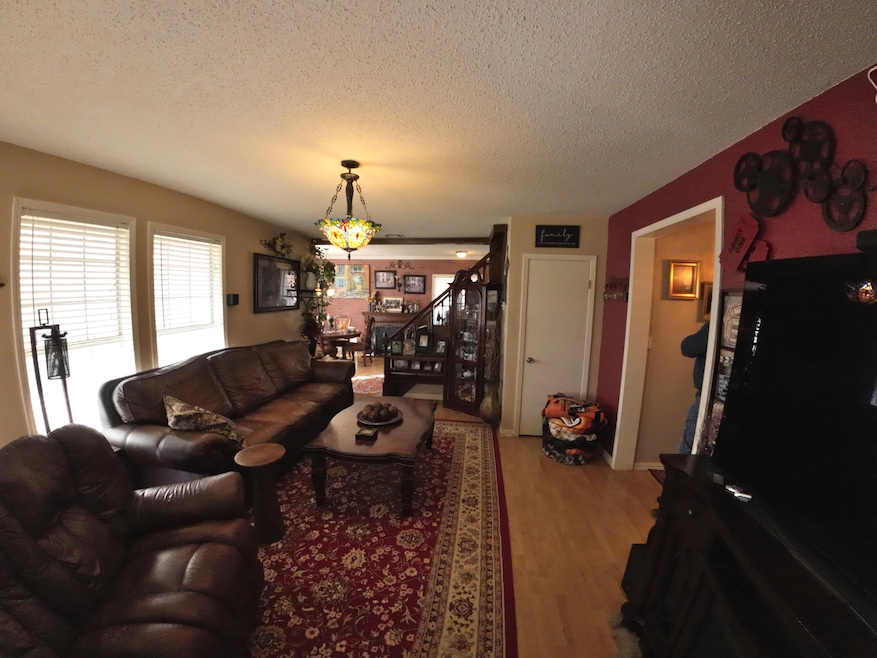 821 N 4th St, Boswell, OK 74727 - photo 1