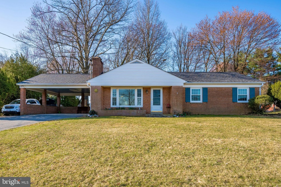 8421 Walter Martz Rd, Frederick, MD 21702 - photo 1