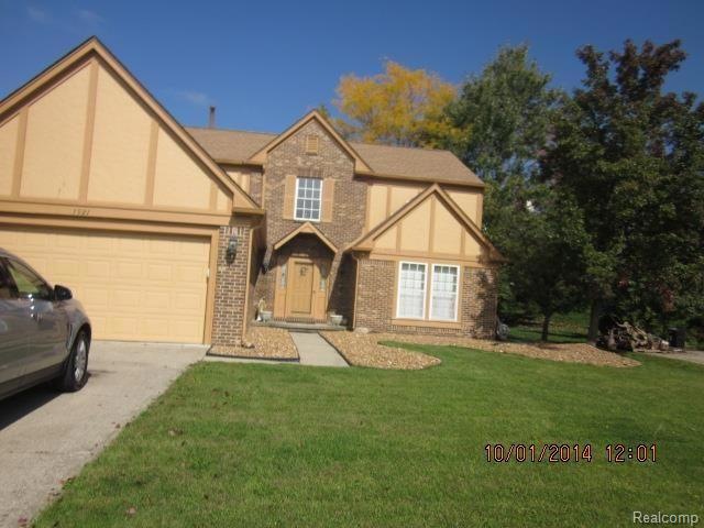 1921 Poppleton Dr, West Bloomfield, MI 48324 - photo 1