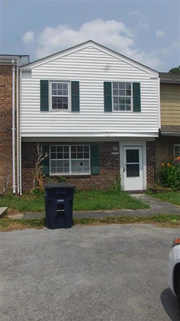 106 Villa Dr, Jacksonville, NC 28546 - photo 1