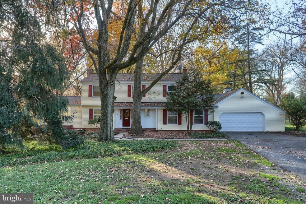 2 Spring Creek Ln, Hershey, PA 17033 - photo 1