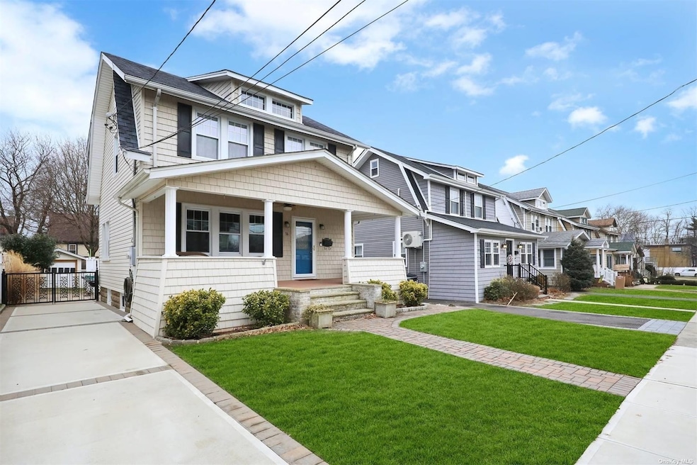 16 Duryea Place, Lynbrook, NY 11563 - photo 1