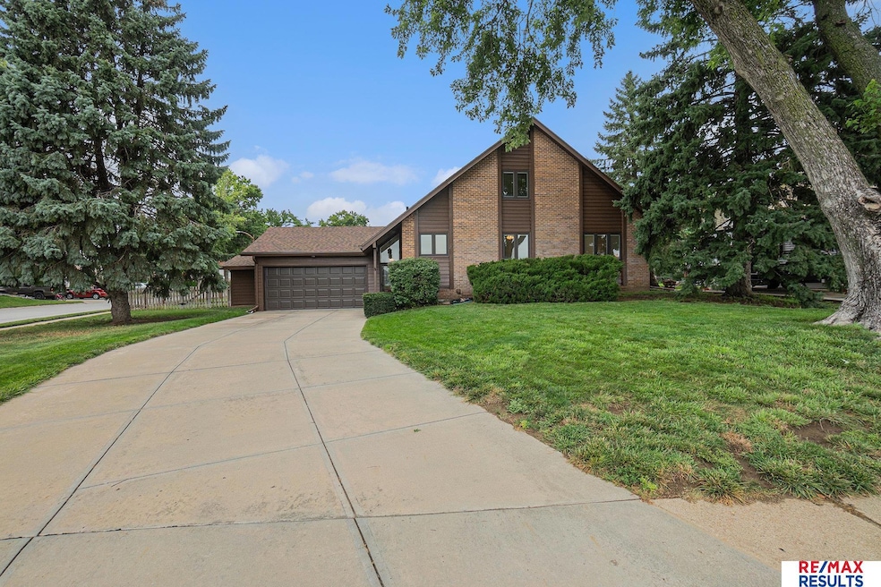 12654 Bartels Dr, Omaha, NE 68137 - photo 1