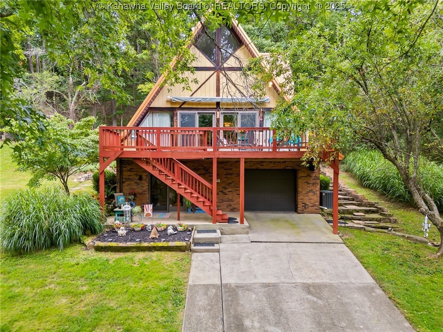 211 Lake Dr, Scott Depot, WV 25560 - photo 1