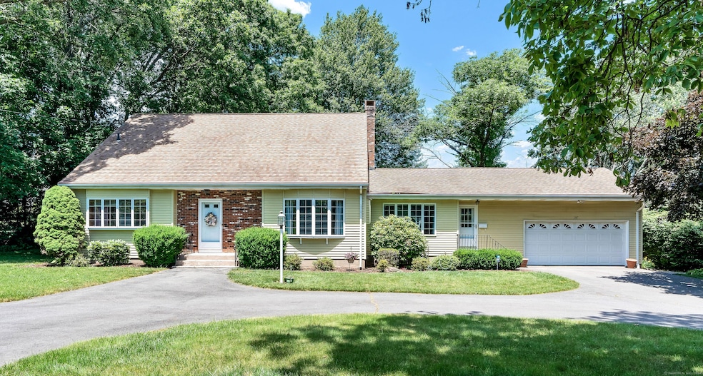 187 Two Rod Hwy, Wethersfield, CT 06109 - photo 1