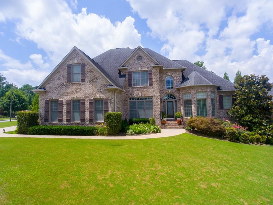 EXCEPTIONAL JOHN WIELAND DESIGNED ESTATE IN PRESTI