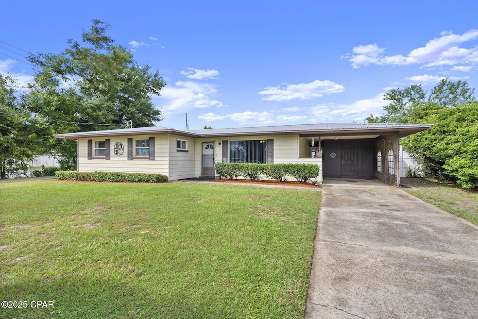 Pending $260,000 • Co-Listing Agent