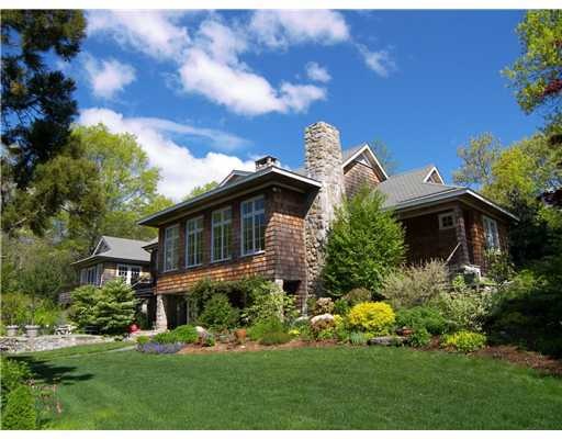 111 Wood Hollow Rd, Wakefield, RI 02879 - photo 1