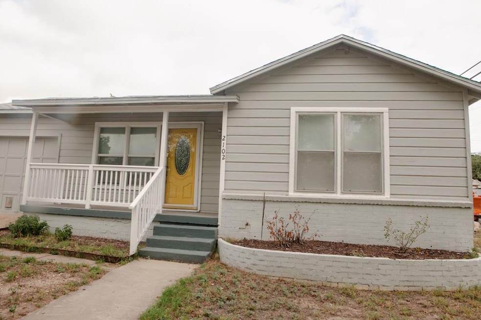 For Rent $1,100/month