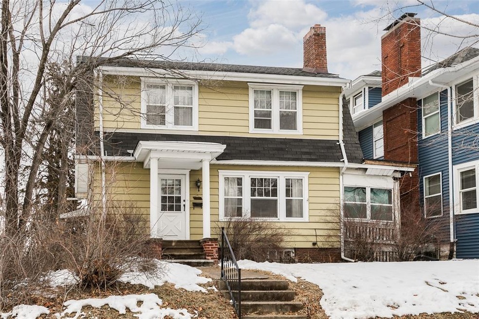 1810 5th Ave SE, Cedar Rapids, IA 52403 - photo 1