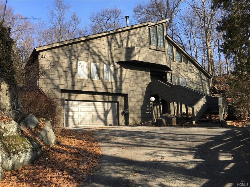 25 Chester Ct, Cortlandt Manor, NY 10567 - photo 1