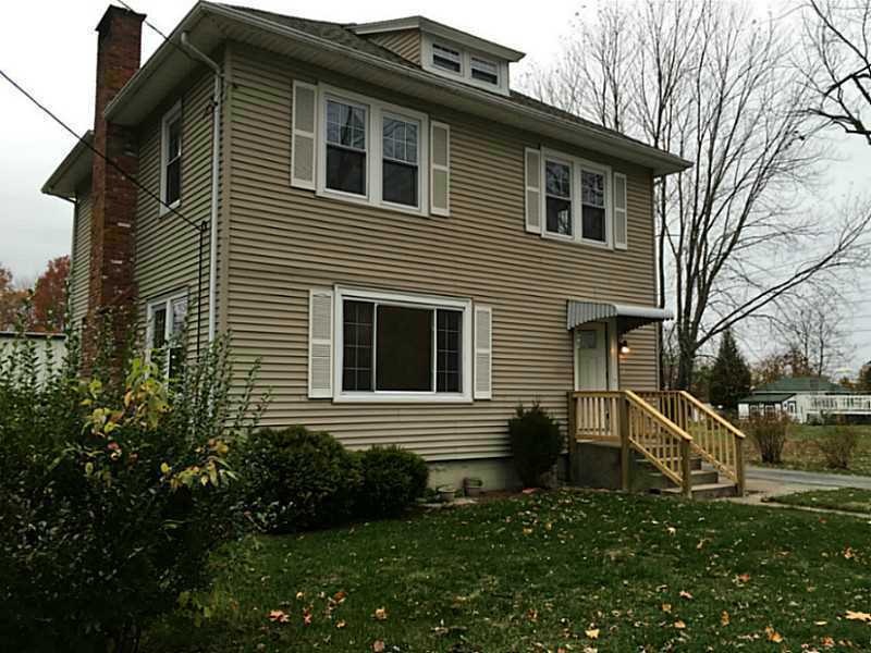 33 Blackburn St, Warwick, RI 02886 - photo 1