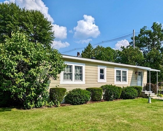 239 Ayer Rd unit 101, Littleton, MA 01460 - photo 1