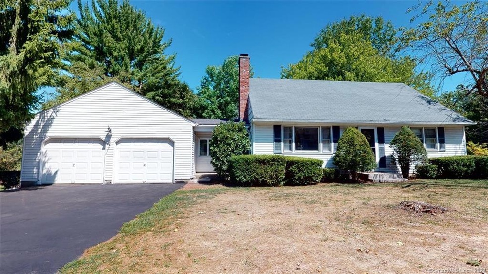 285 Abbe Rd, Enfield, CT 06082 - photo 1