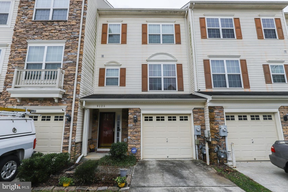 9125 Marlove Oaks Ln, Owings Mills, MD 21117 - photo 1