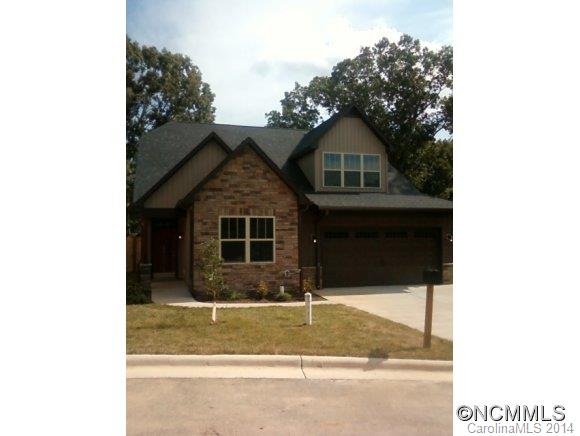 52 Onteora Oaks Dr, Asheville, NC 28803 - photo 1