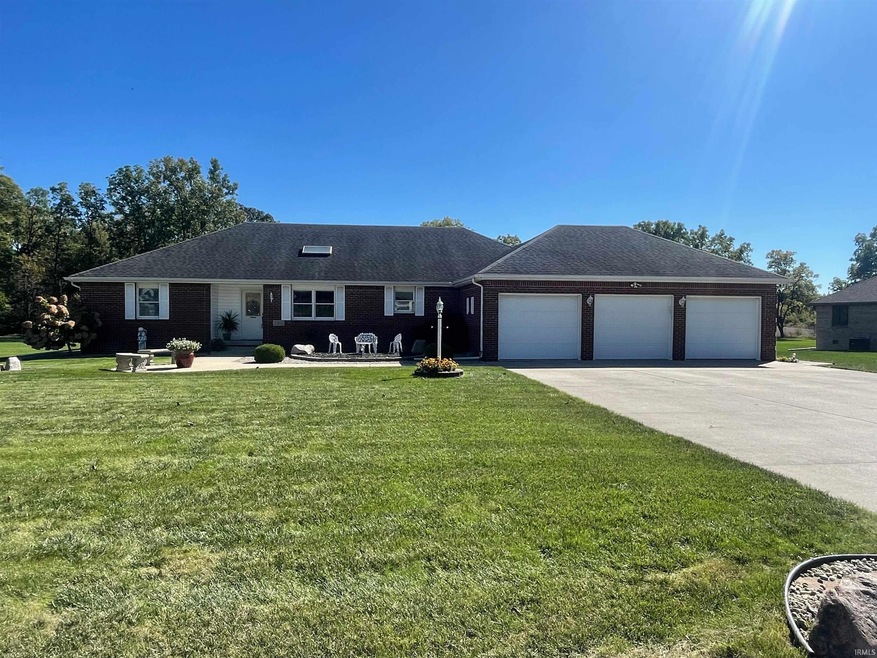 3303 Springdale Dr, Kokomo, IN 46902 - photo 1