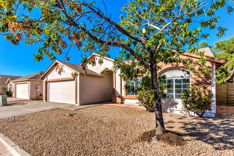 2110 N Itica St-1