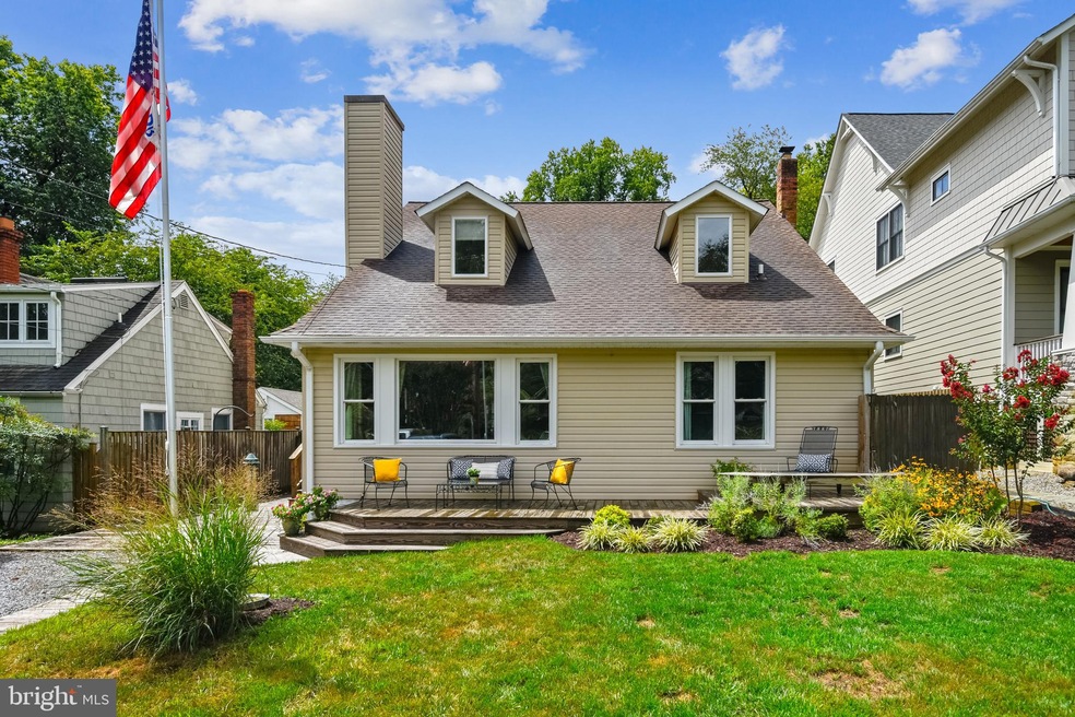 10 Upshur Ave, Annapolis, MD 21403 - photo 1