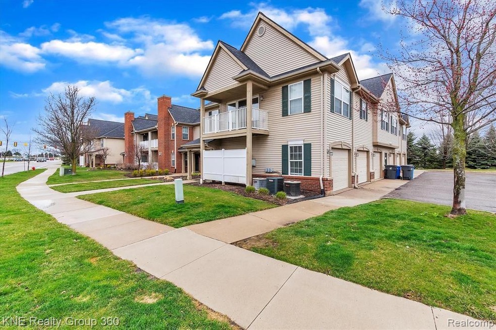 04-4047-Hampton-Ridge-Blvd-WindowStill-Real-Estate