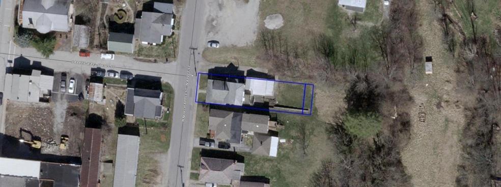 126 N Apple St, Georgetown, OH 45121 - photo 1