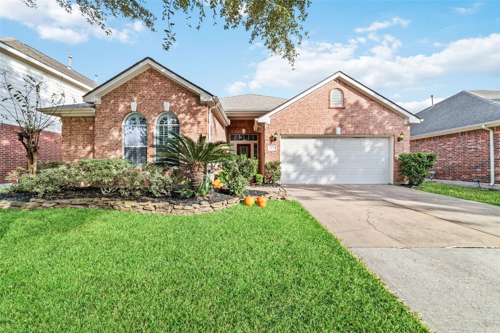 13610 Short Brook Ln, Houston, TX 77041 - photo 1