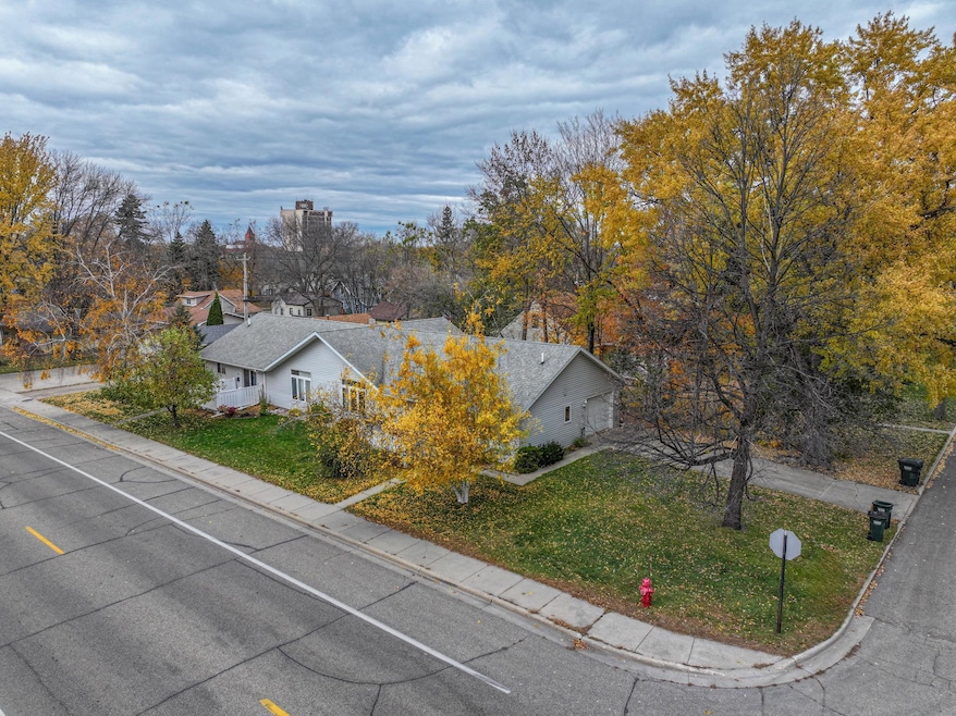 Pending $229,900 • Co-Listing Agent