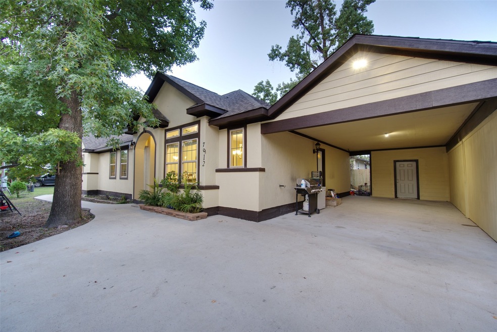 7914 Virgil St, Houston, TX 77088 - photo 1