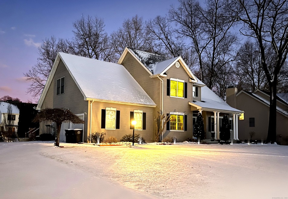 184 Centennial Dr, Milford, CT 06461 - photo 1