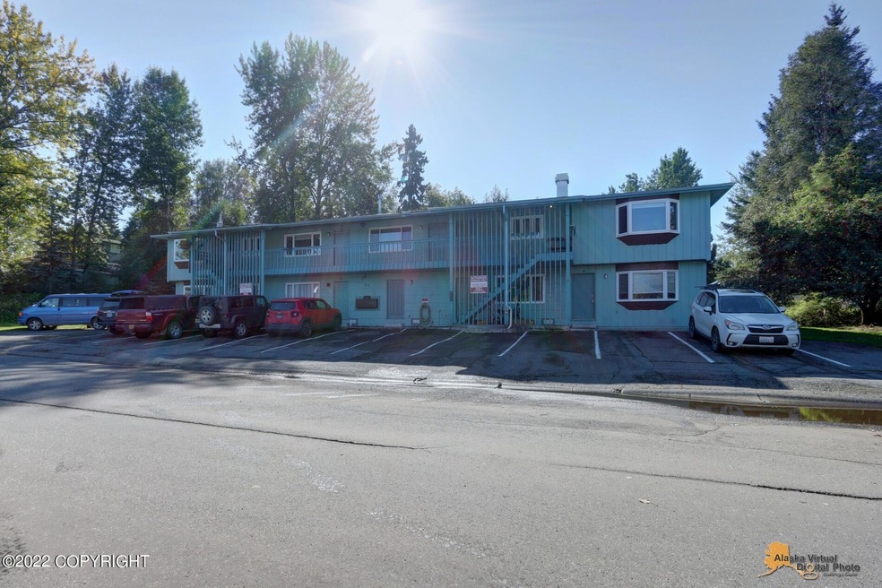 518 E 22nd Ave #4