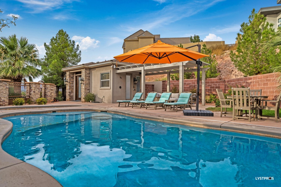 Main Outdoor Pool