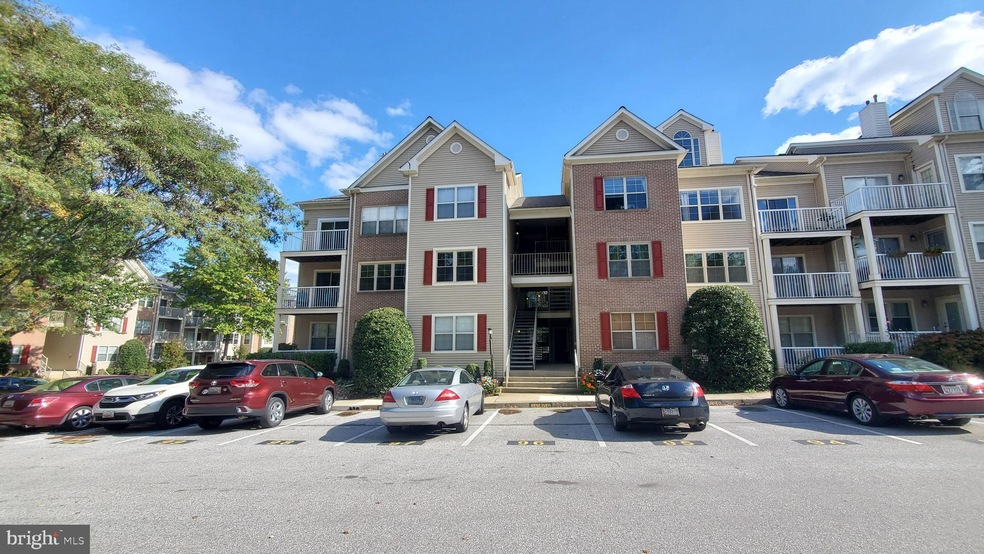 2309 Falls Gable Ln unit E, Baltimore, MD 21209 - photo 1