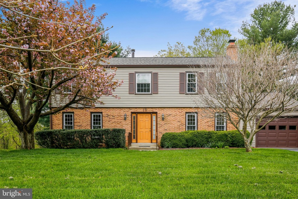 18 Quince Mill Ct, North Potomac, MD 20878 - photo 1