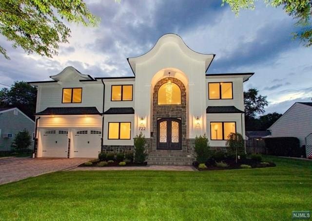 722 Galda Rd, Paramus, NJ 07652 - photo 1