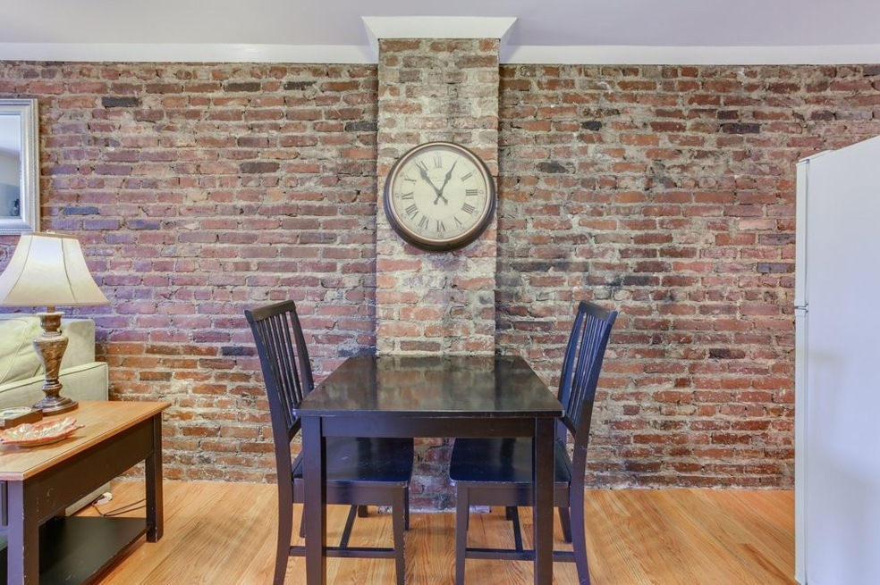 16 Henchman St unit 4R, Boston, MA 02113 - photo 1