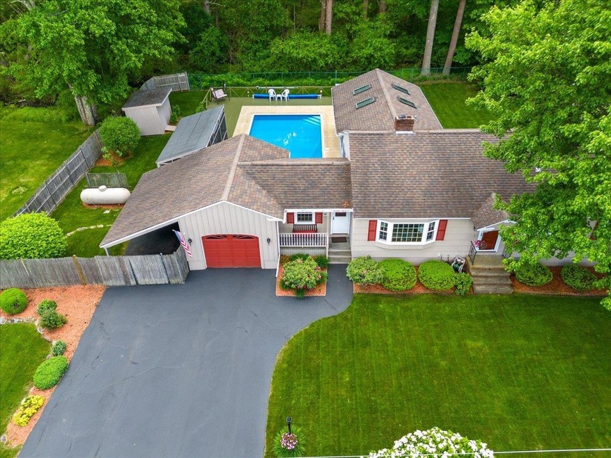 12 Garrison Rd, Salem, NH 03079 - photo 1