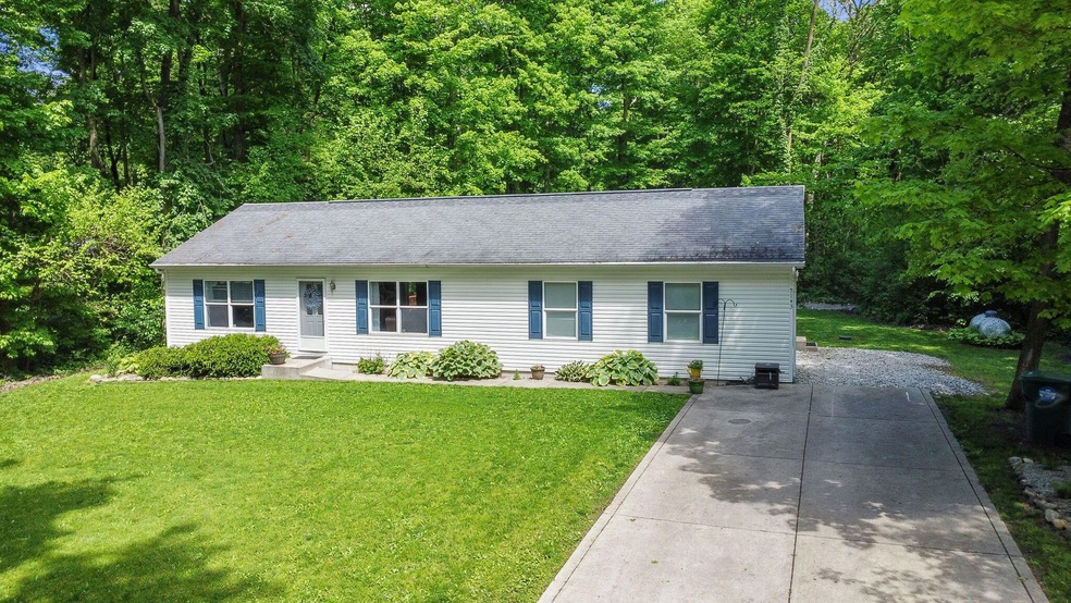 5143 E 50 N, La Porte, IN 46350 - photo 1