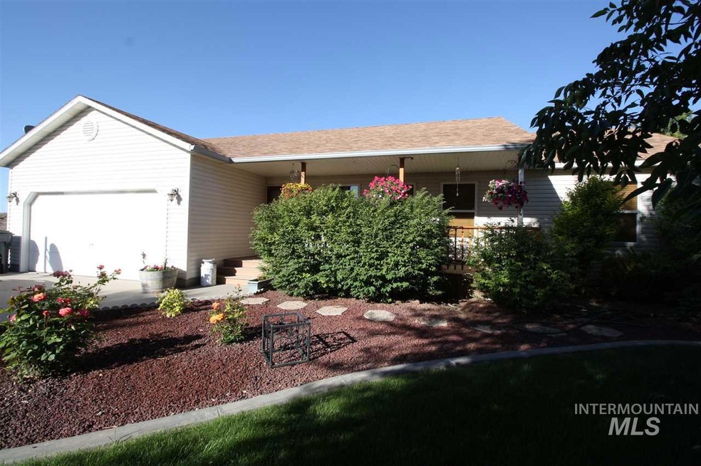 84 S 200 E, Jerome, ID 83338 - photo 1