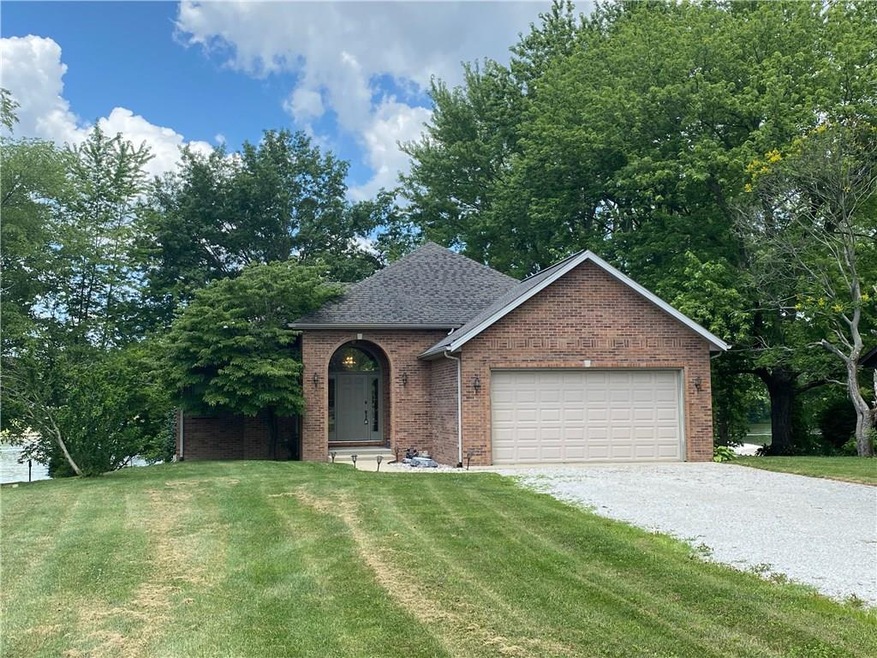 912 E Mohawk Trail, Greensburg, IN 47240 - photo 1