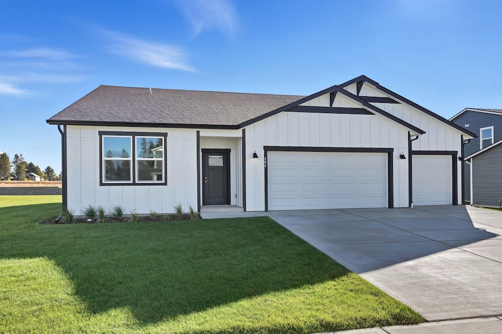 For Sale $447,990 • Co-Listing Agent