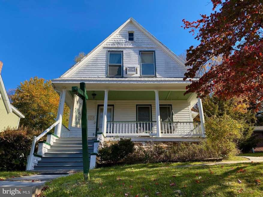 79 S Green St, Berkeley Springs, WV 25411 - photo 1