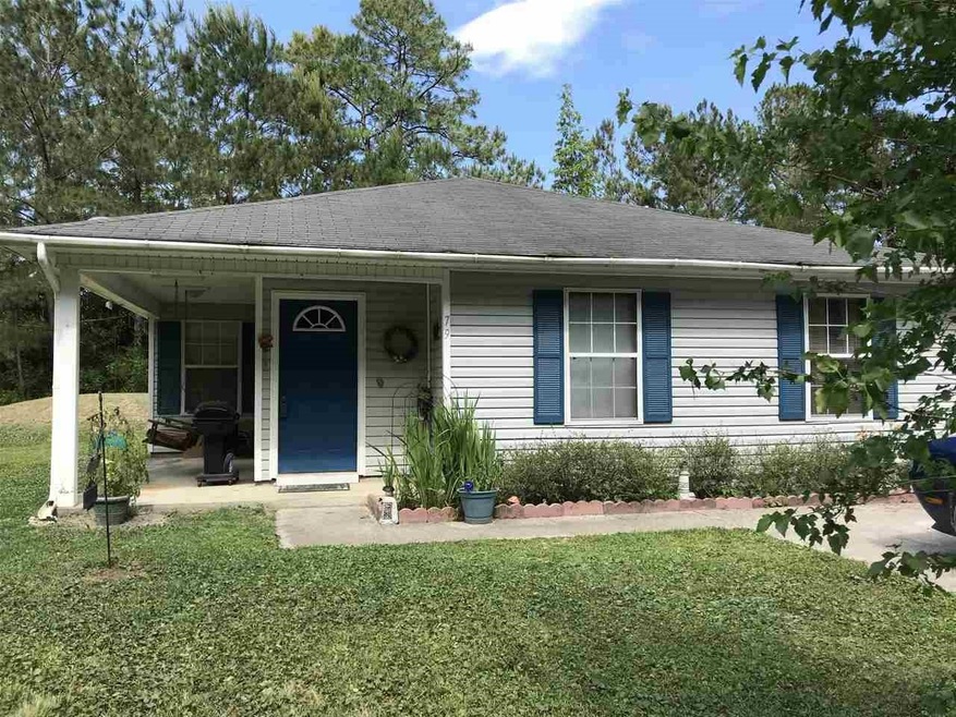 79 Paulette Dr, Crawfordville, FL 32327 - photo 1