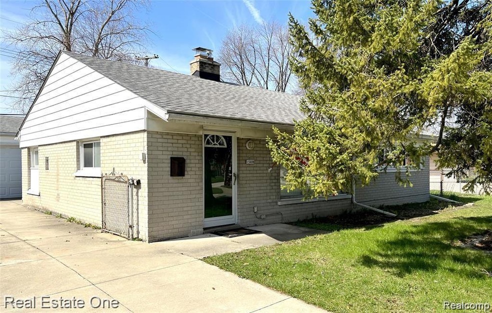 15406 Hill Ct, Roseville, MI 48066 - photo 1